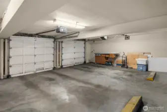 Garage parking space