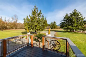 Relax & enjoy the expansive views