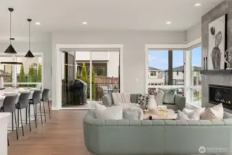 Open, Flowing Floorplan