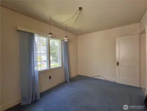 Remember those fir floors carry out through main level bedrooms too.