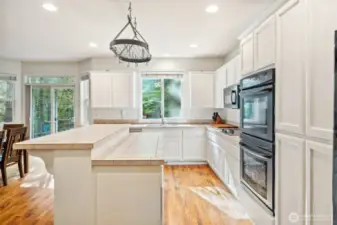 Kitchen - Island