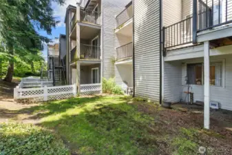 Spacious backyard off the living area, great if you have pets or like some extra outdoor space!