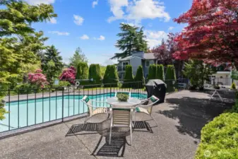 Lounge and BBQ by the community pool