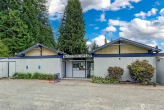 Rolling Hills community clubhouse