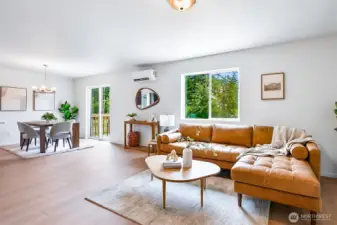 Photographs are for illustrative purposes only. Features, finishes, interior/exterior colors, landscaping and floorplan shown may vary from actual homes built.
