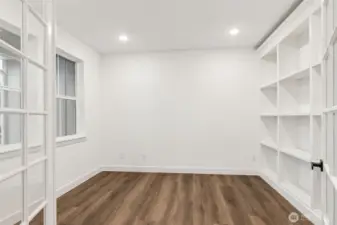 Main Floor Office/Den