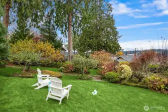 Lush and mature grounds