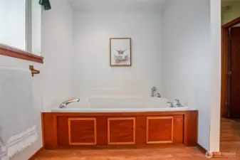 ADU soaking tub