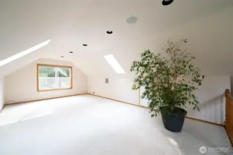 A large bonus room sits above the garage.