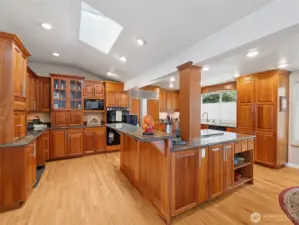 Beautifully updated chef's kitchen with granite counter tops