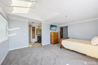 Master Bed Room
