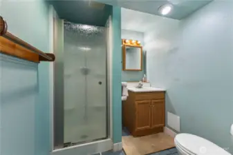 Main hall bath
