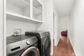 Washer and Dryer stay!