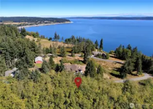 The Greenbank Farm, 200 acres of Trails, retail, events and more is located a mile away.