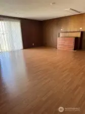 Bonus with Outside access.