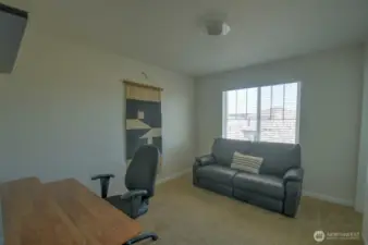 BEDROOM/ CURRENTLY AN OFFICD