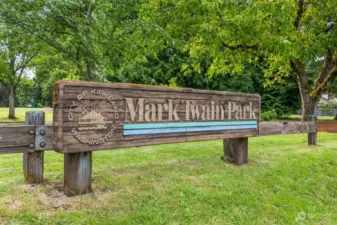 Pup and kid friendly 6.6 acre Mark Twain Park is a short stroll away