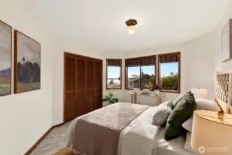 2nd bedroom w/water views