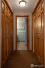 Dual closet space in the Primary