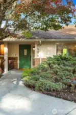 Level entry with no steps