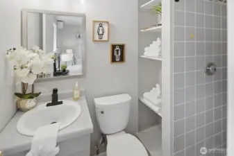 3/4 Ensuite Bathroom with walk-in shower