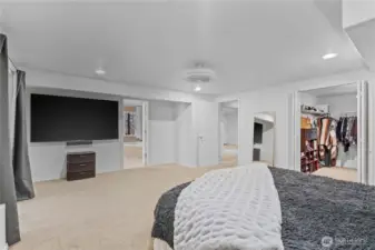 Second master bedroom on lower living