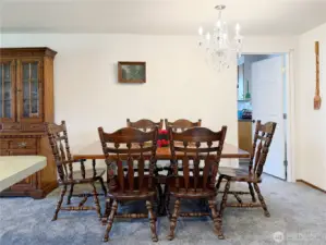 The door to the right leads to the pantry/work room or?