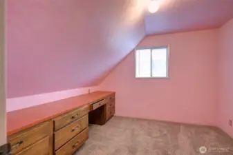 upstairs bonus room/ bedroom 4