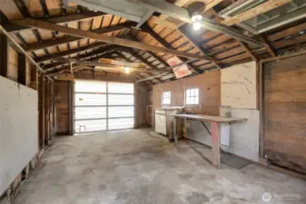 detached garage