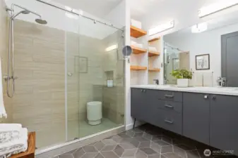Primary ensuite.
