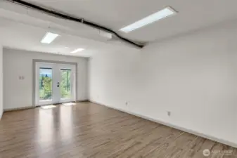 lower bonus room