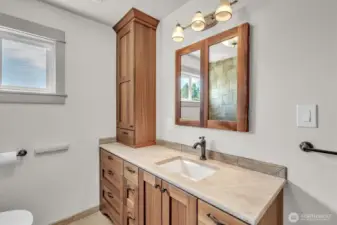 full bath upper