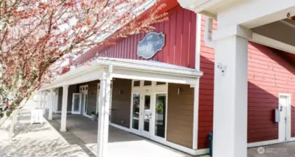 Shops and stores all in walking distance from your front door.