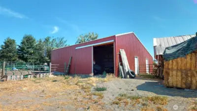 Barn