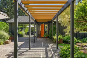 Settle in, because this one is special.  A midcentury beauty, lovingly reimagined by its current long-time stewards, along with the talented team at D3 Architects.