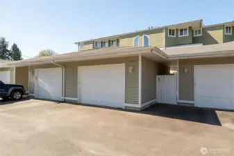 1 car garage with space in front for additional vehicle