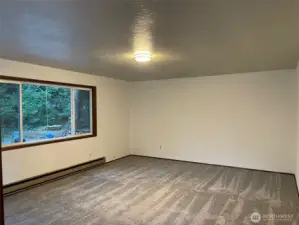 Nice large Bonus room