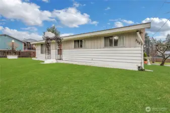 Front of home. Grass is photoshopped.