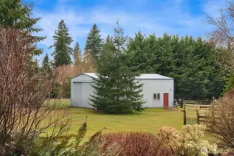 1,260 SF Shop/Barn with high ceilings, 2 stall & hay storage, 220amp power. Perfect for projects, storage, etc! Bring all your toys!