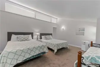 Lots of room for guests!