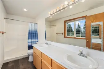 En-Suite Primary Bath with Dual Vanity