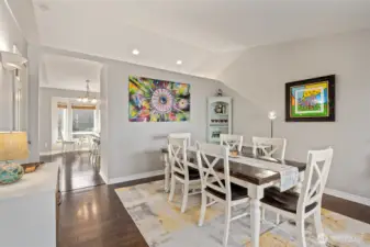 Entry- Formal dining or second living room