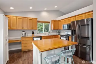 Kitchen with island