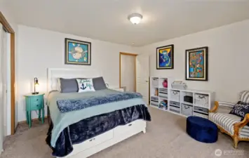 Large primary bedroom