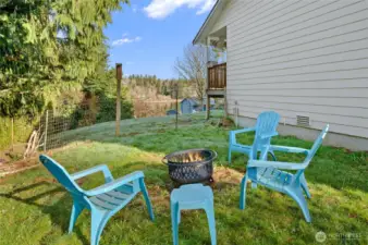 More outdoor entertaining space