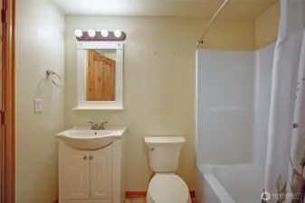 Guest bathroom upstairs