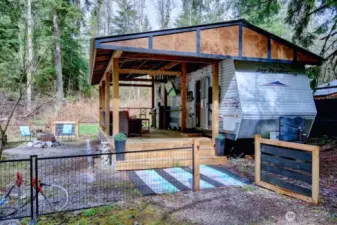 Fully fenced and well kept space!