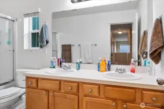 Hall Full Bath w/ Two Sinks