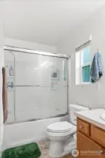 Full Hall Bath