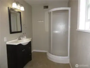 Main Floor 3/4 Bath